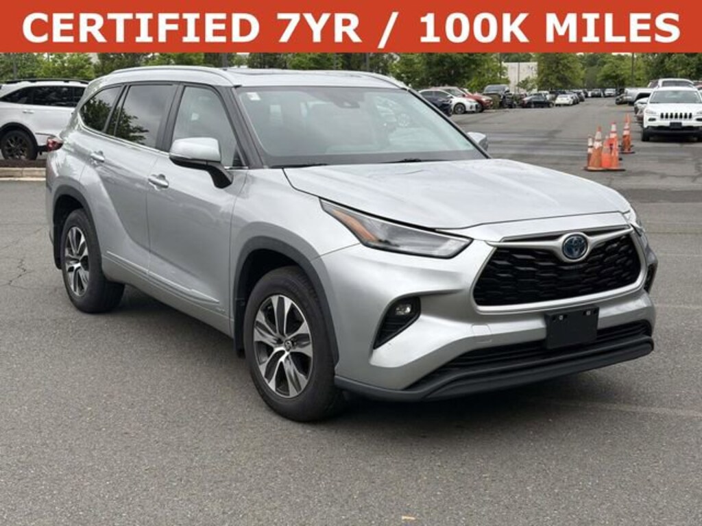 Used 2023 Toyota Highlander Hybrid XLE SUV