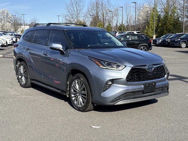 2021 Toyota Highlander Hybrid SUV 