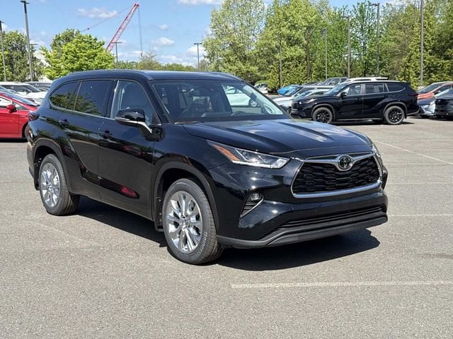 2026 Toyota Highlander SUV 