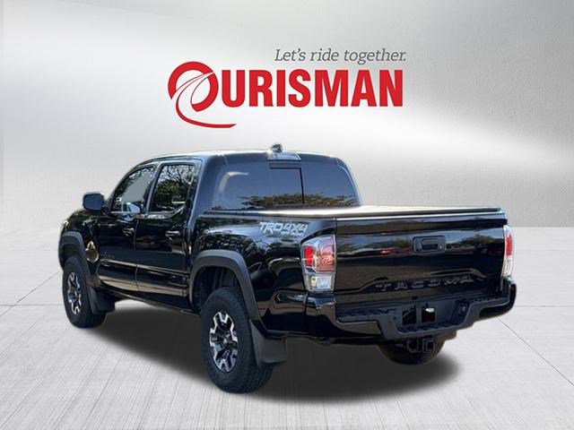 2023 Toyota Tacoma TRD V6 photo 4