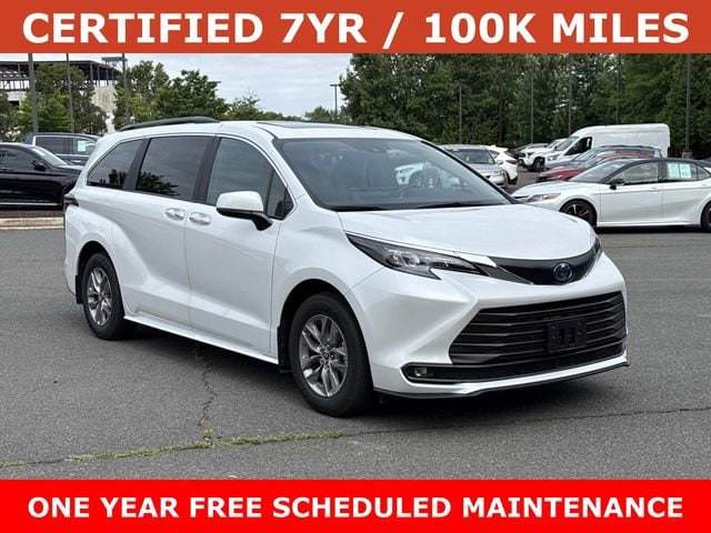 2025 Toyota Sienna Van Passenger Van 