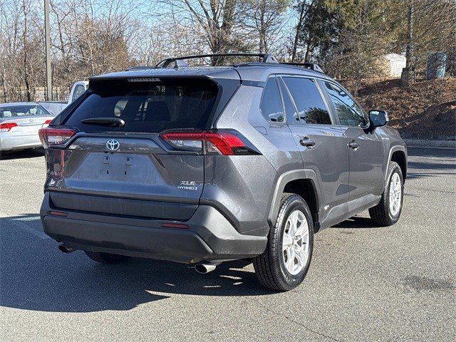Used 2021 Toyota RAV4 XLE with VIN 2T3RWRFV2MW108487 for sale in Northfield, Minnesota