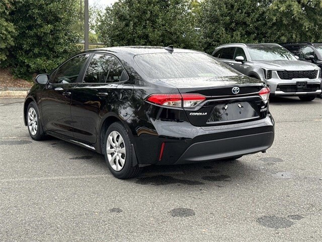 2024 Toyota Corolla Hybrid LE photo 3