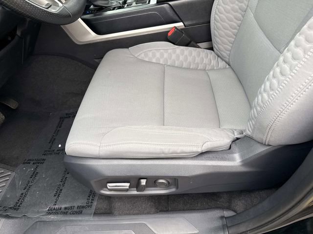 2025 Toyota Tundra SR5 - Photo 15