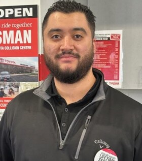 Staff member Jeffrey Bustamante from ID_efa3d4aa21fb