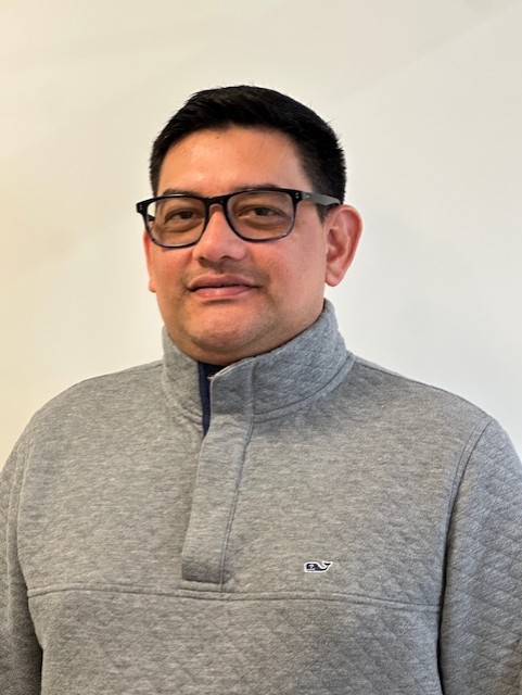 Staff member Alejandro Arostegui from ID_468834215c24