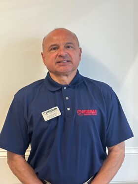 Staff member Eddie Lopez from ID_468834215c24