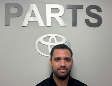 Staff member Damien Stewart from ID_2aab9a92f631