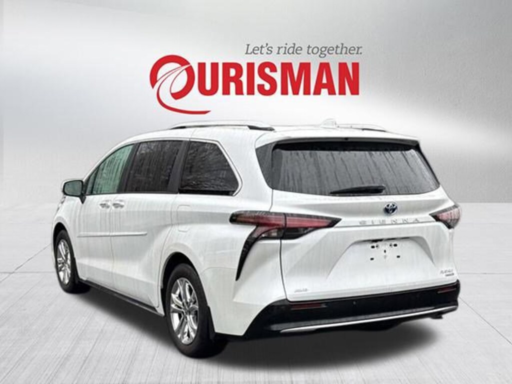 Used 2023 Toyota Sienna Platinum 7 Passenger Van Passenger Van