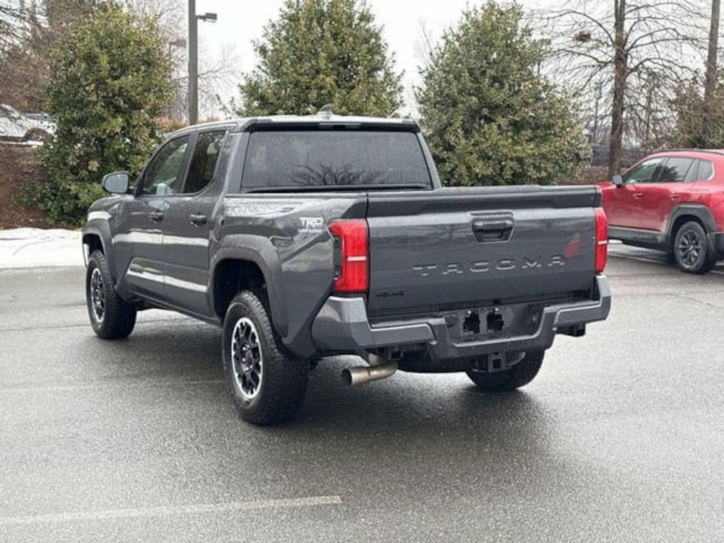 Used 2025 Toyota Tacoma Truck Double Cab