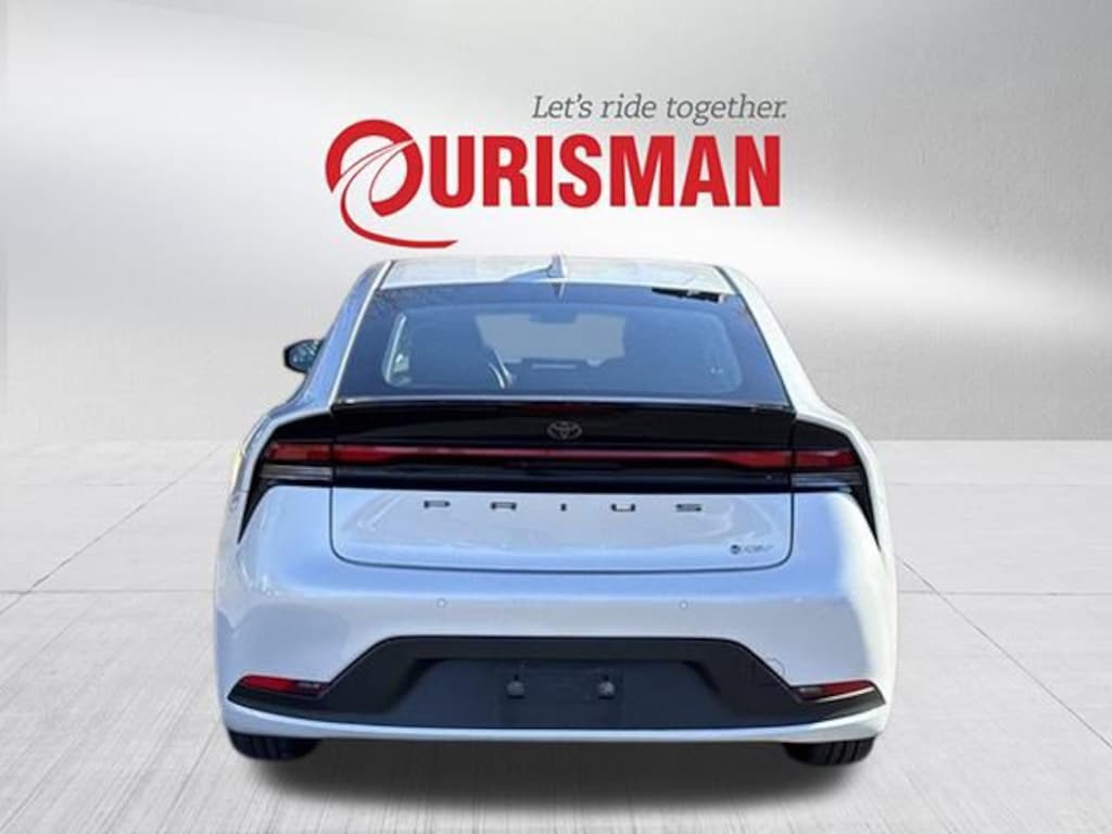 Used 2023 Toyota Prius LE Hatchback