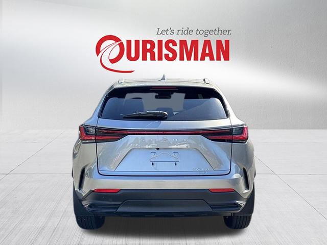2024 Lexus NX 350 photo 2