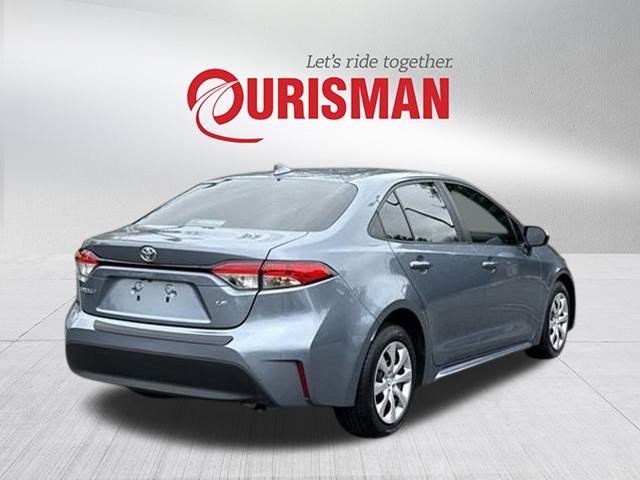2024 Toyota Corolla LE photo 2