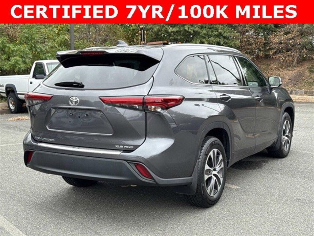 Used 2022 Toyota Highlander XLE SUV