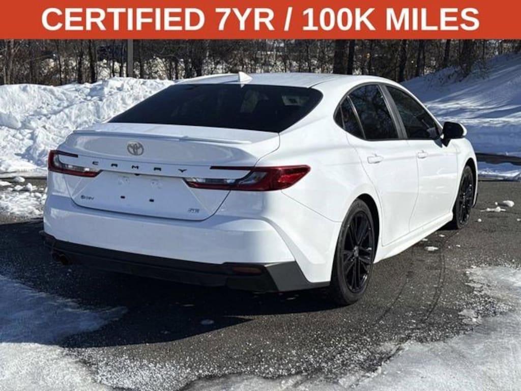 Used 2025 Toyota Camry SE Sedan