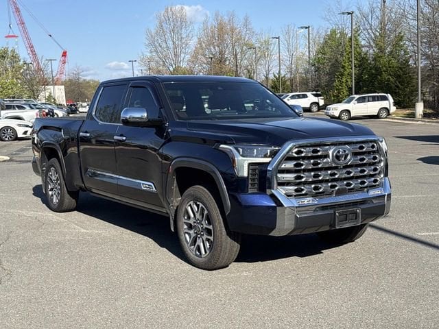2022 Toyota Tundra Truck CrewMax 