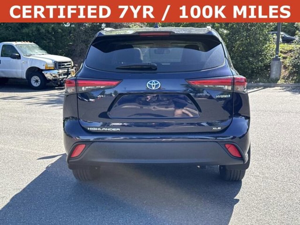 Used 2023 Toyota Highlander Hybrid XLE SUV
