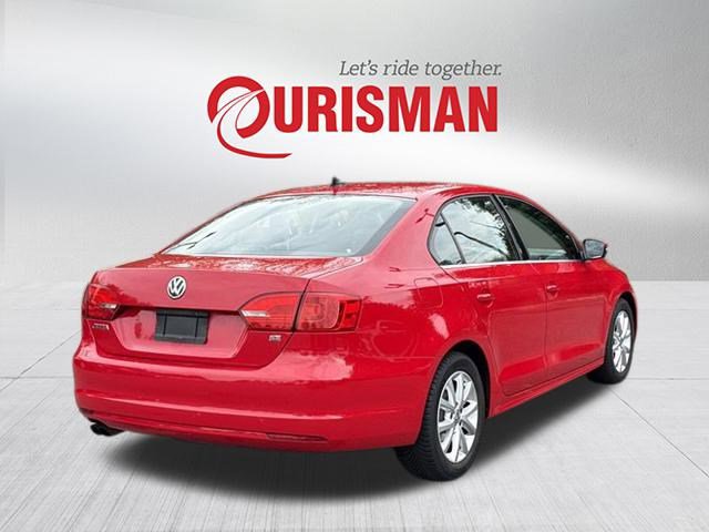 2014 Volkswagen Jetta 1.8T SE photo 2