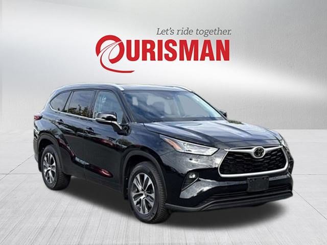 2022 Toyota Highlander SUV  2022 Toyota Highlander SUV
