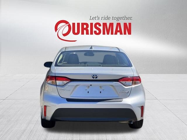2023 Toyota Corolla Hybrid LE photo 3