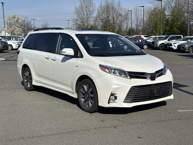 2020 Toyota Sienna Van 