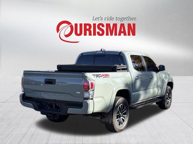 2023 Toyota Tacoma TRD Sport V6 photo 2