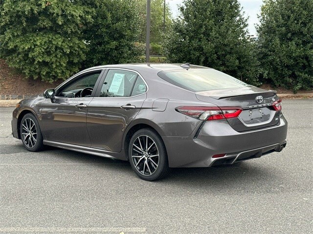 2023 Toyota Camry SE photo 2