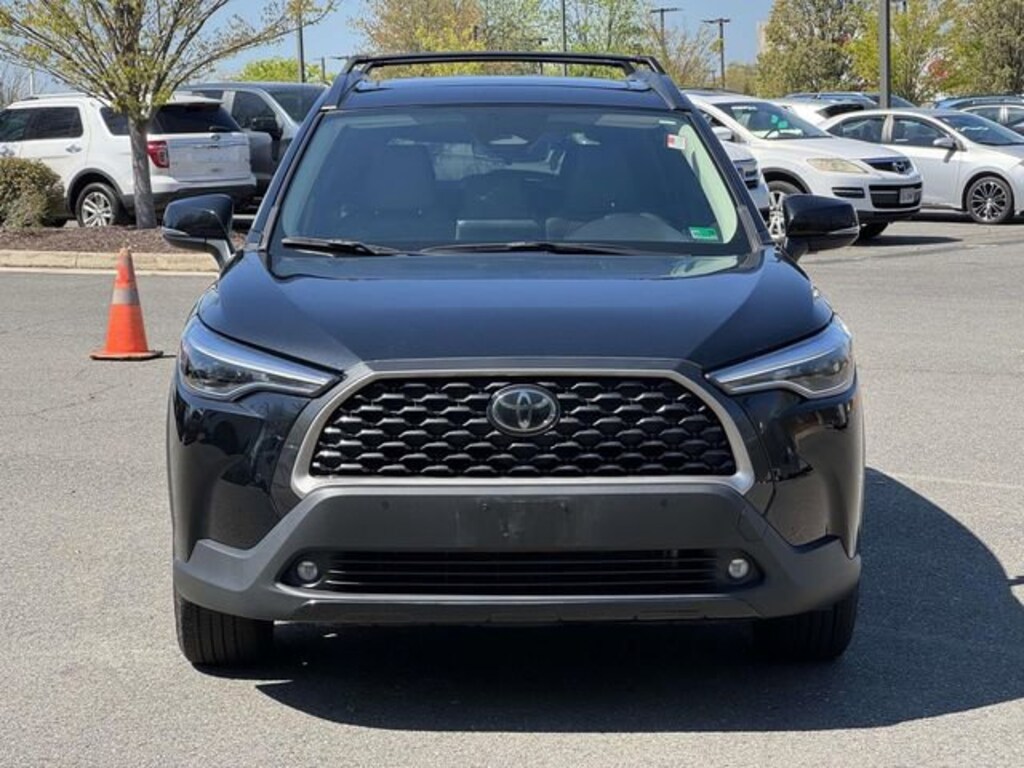 Used 2024 Toyota Corolla Cross XLE SUV