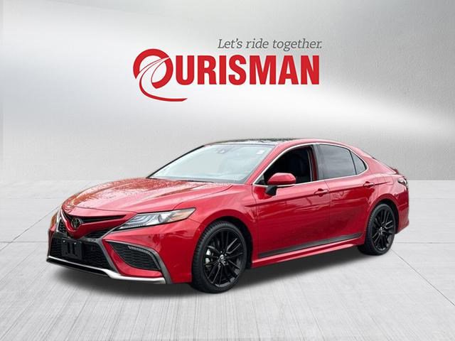 2024 Toyota Camry XSE V6 photo 2