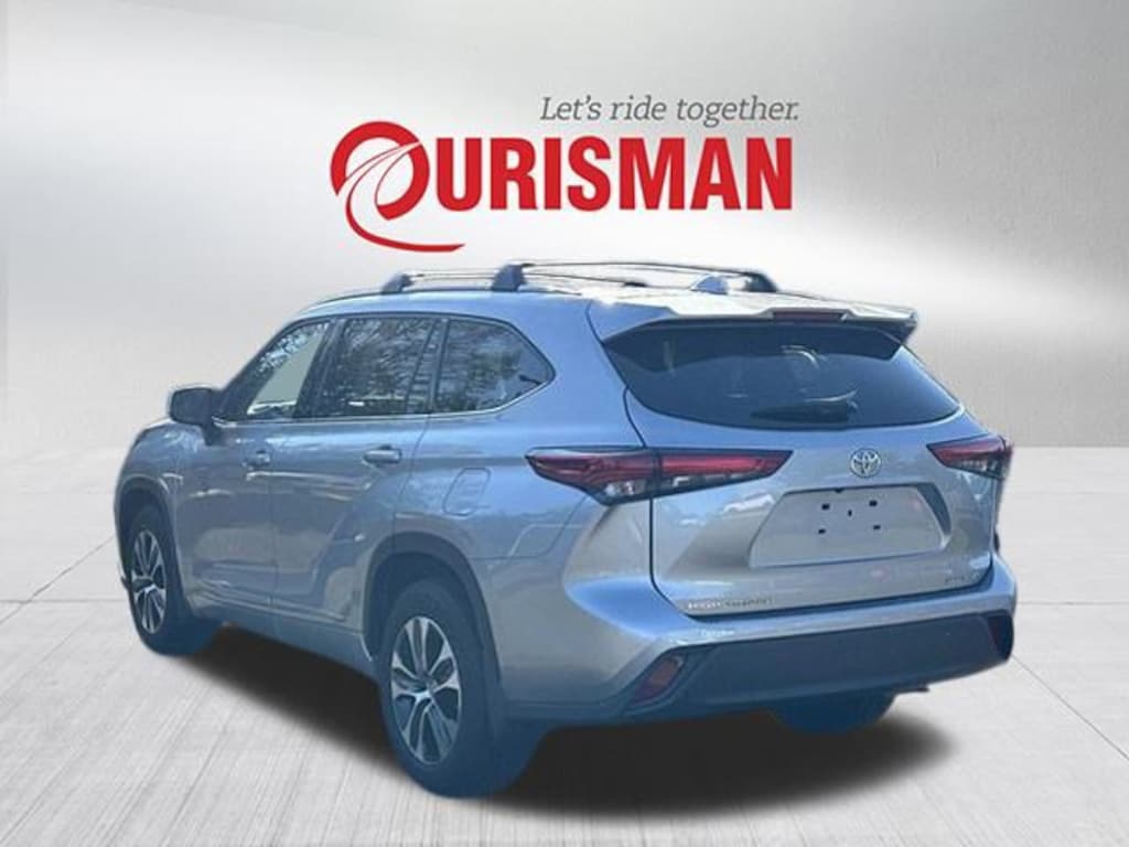 Used 2022 Toyota Highlander XLE SUV