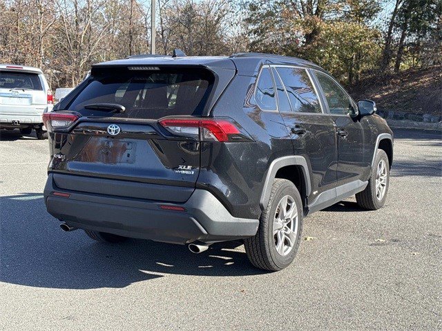 Used 2024 Toyota RAV4 XLE with VIN 4T3RWRFV4RU121846 for sale in Northfield, Minnesota