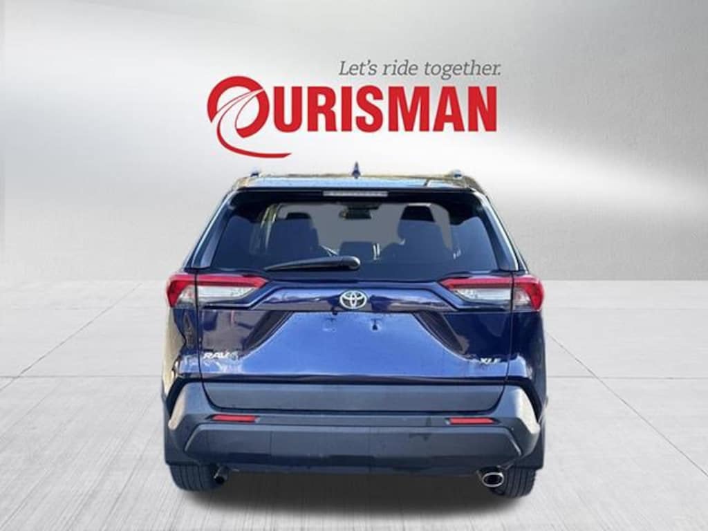 Used 2019 Toyota RAV4 XLE SUV