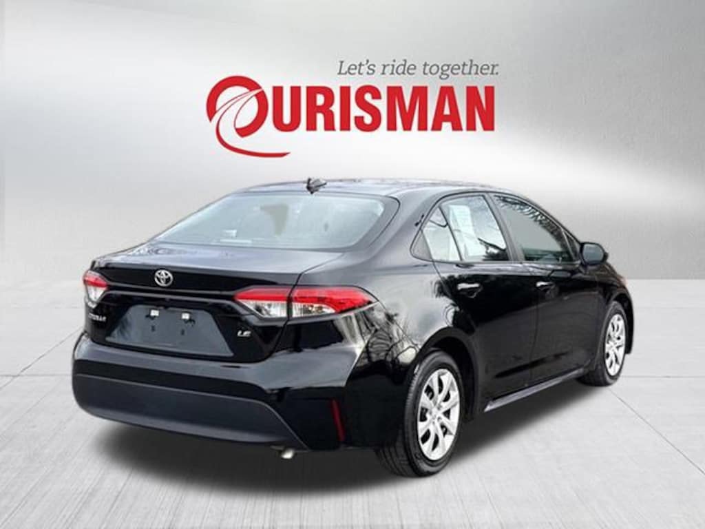 Used 2024 Toyota Corolla LE Sedan