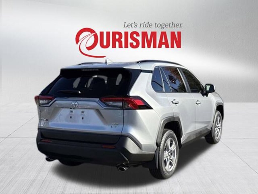 Used 2025 Toyota RAV4 Hybrid XLE SUV