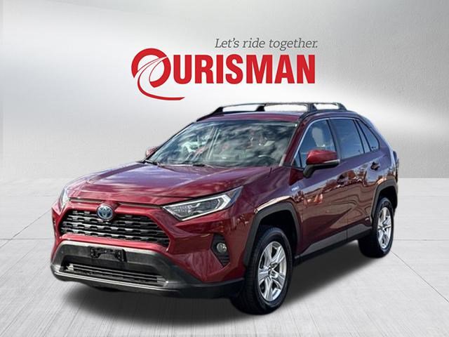 2019 Toyota RAV4 Hybrid XLE photo 3