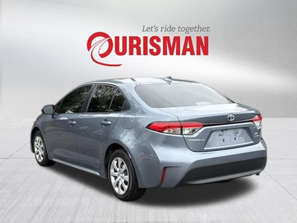 Used 2025 Toyota Corolla Hybrid LE Sedan