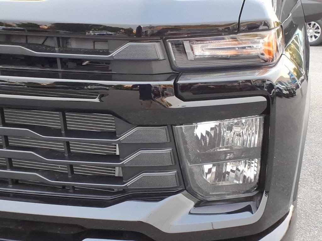 2026 Chevrolet Silverado 2500 HD Custom - Photo 8