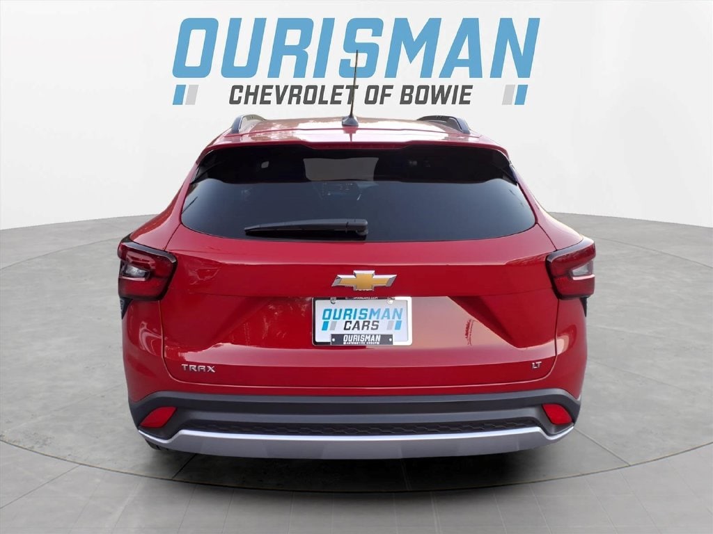 2026 Chevrolet Trax LT - Photo 4