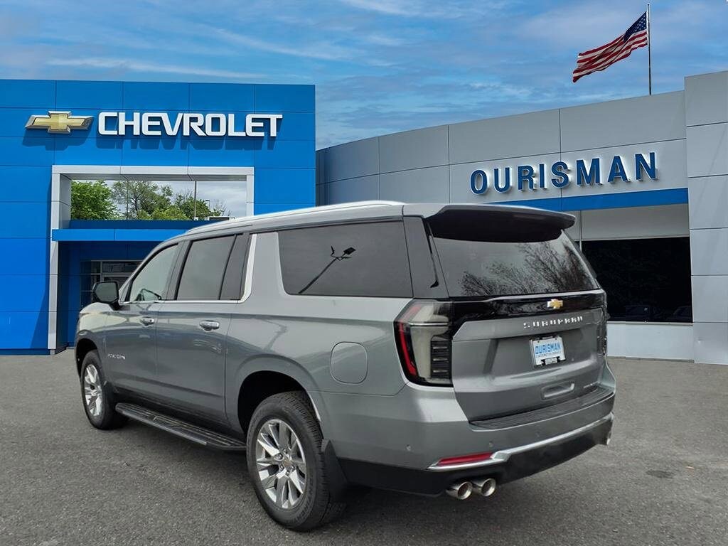 2026 Chevrolet Suburban Premier photo 4