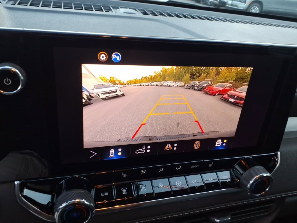 2026 Chevrolet Colorado LT - Photo 23