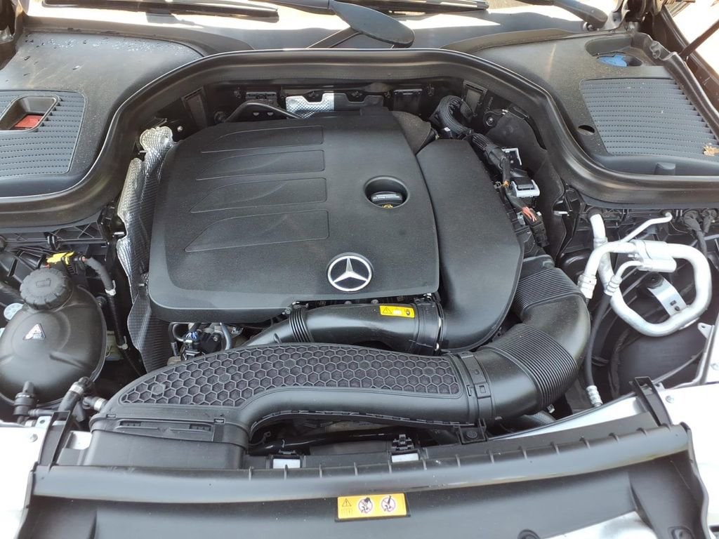 2021 Mercedes-Benz GLC GLC300 - Photo 31