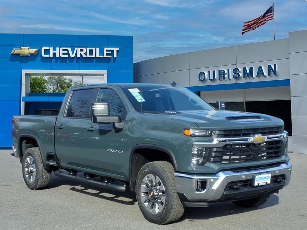 2026 Chevrolet Silverado HD LT's photo