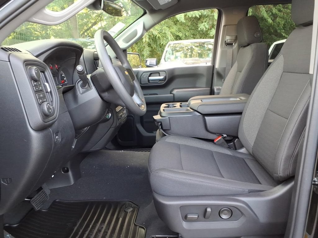 2026 Chevrolet Silverado 1500 Custom - Photo 11