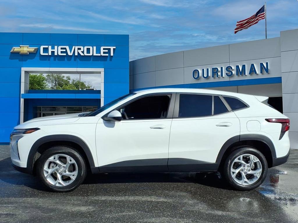 Used 2024 Chevrolet Trax LS SUV