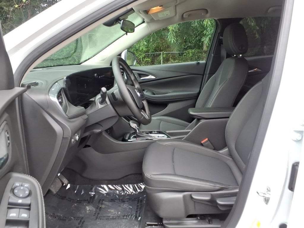 2025 Buick Encore GX Preferred - Photo 11