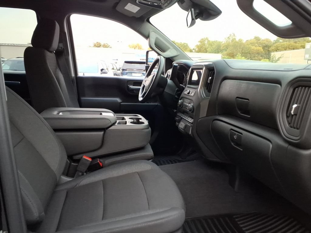 2026 Chevrolet Silverado 2500 HD Custom - Photo 18