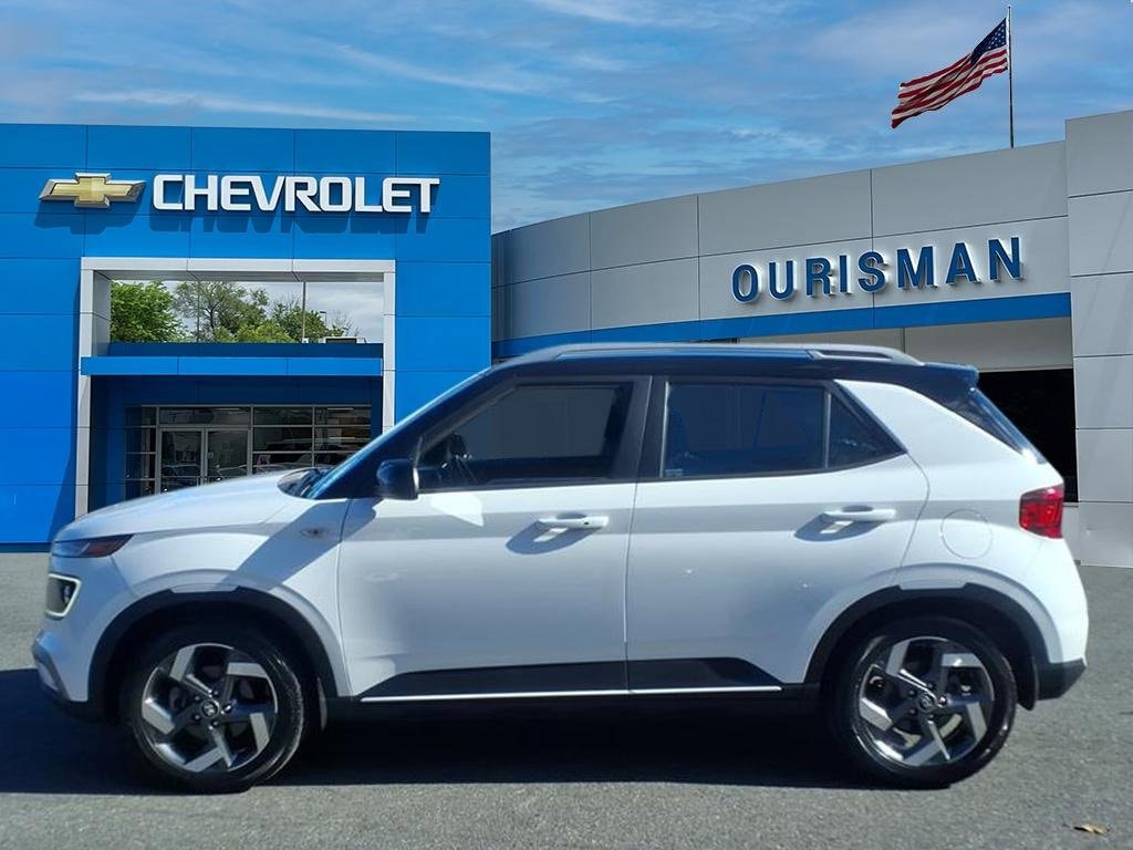 Used 2023 Hyundai Venue Limited