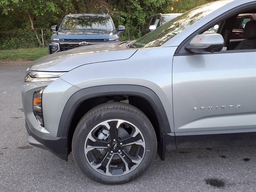 2026 Chevrolet Equinox LT - Photo 7