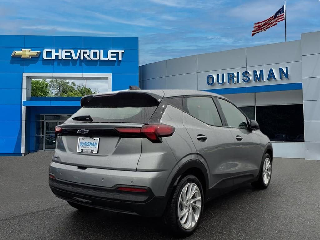 New 2027 Chevrolet Bolt LT SUV