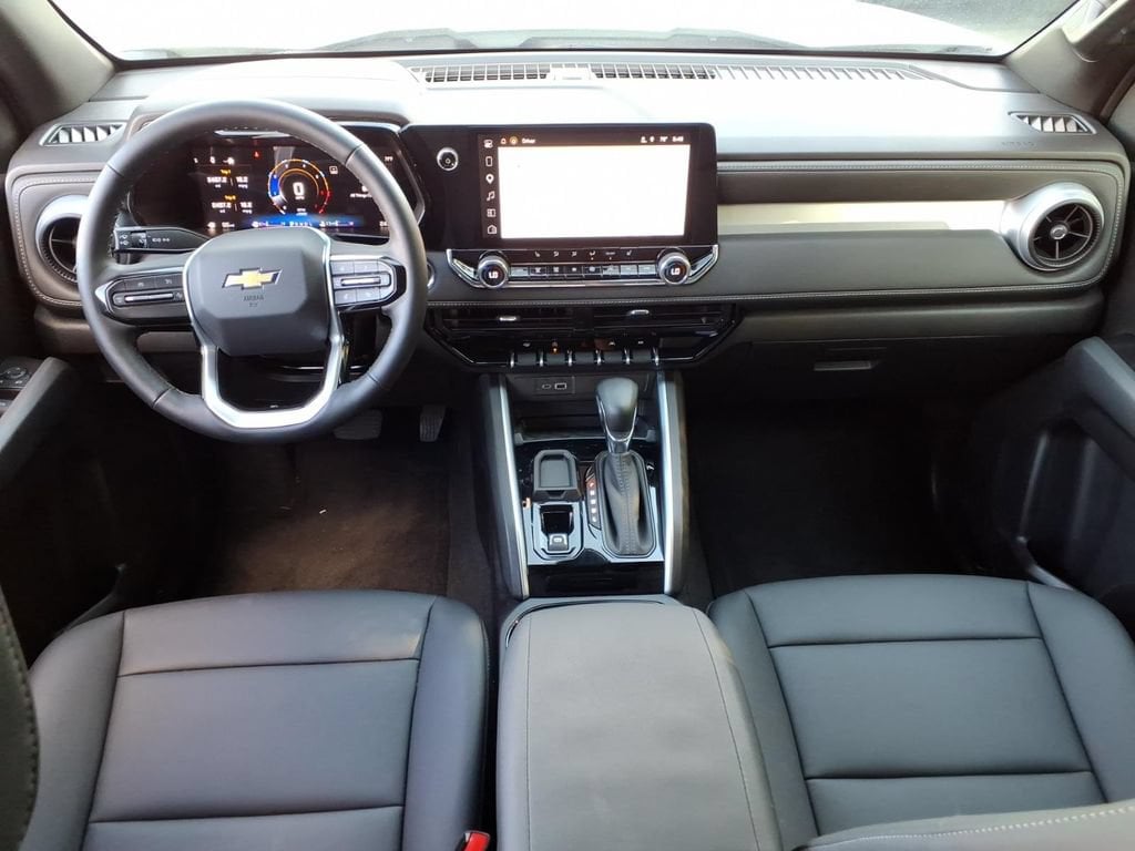 2026 Chevrolet Colorado LT - Photo 16